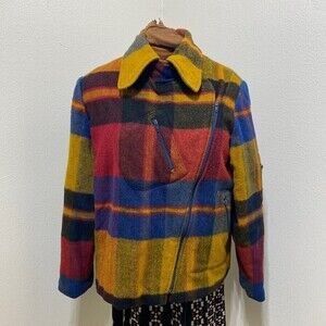 Vintage Mod Style Plaid Wool Jacket with Great Details See Measurements